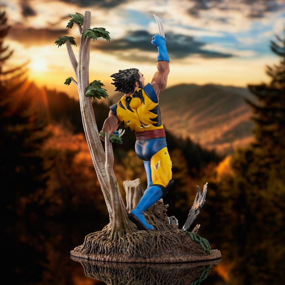 Marvel Gallery diorama 90's Comic Wolverine 28 cm
