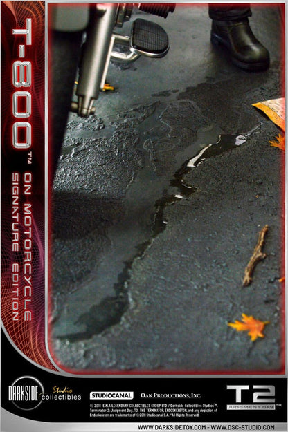 Terminator 2 Judgement Day statuette T-800 30th Anniversary Signature Edition 69 cm