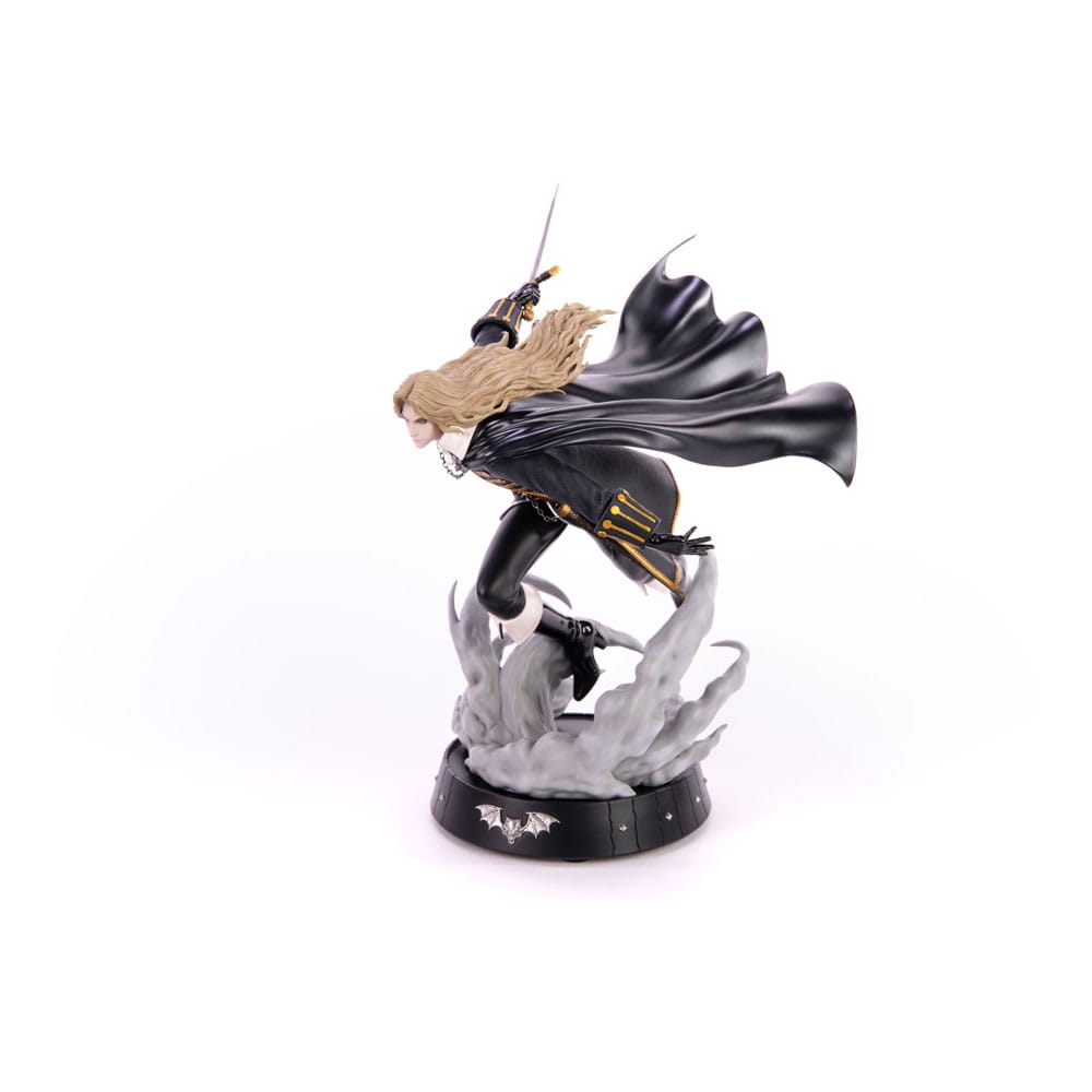 Castlevania Symphony of the Night statuette Dash Attack Alucard 30 cm