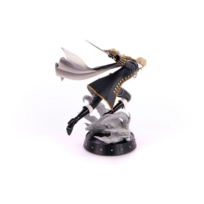 Castlevania Symphony of the Night statuette Dash Attack Alucard 30 cm
