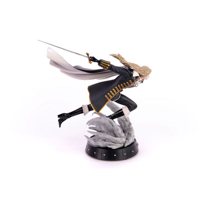 Castlevania Symphony of the Night statuette Dash Attack Alucard 30 cm