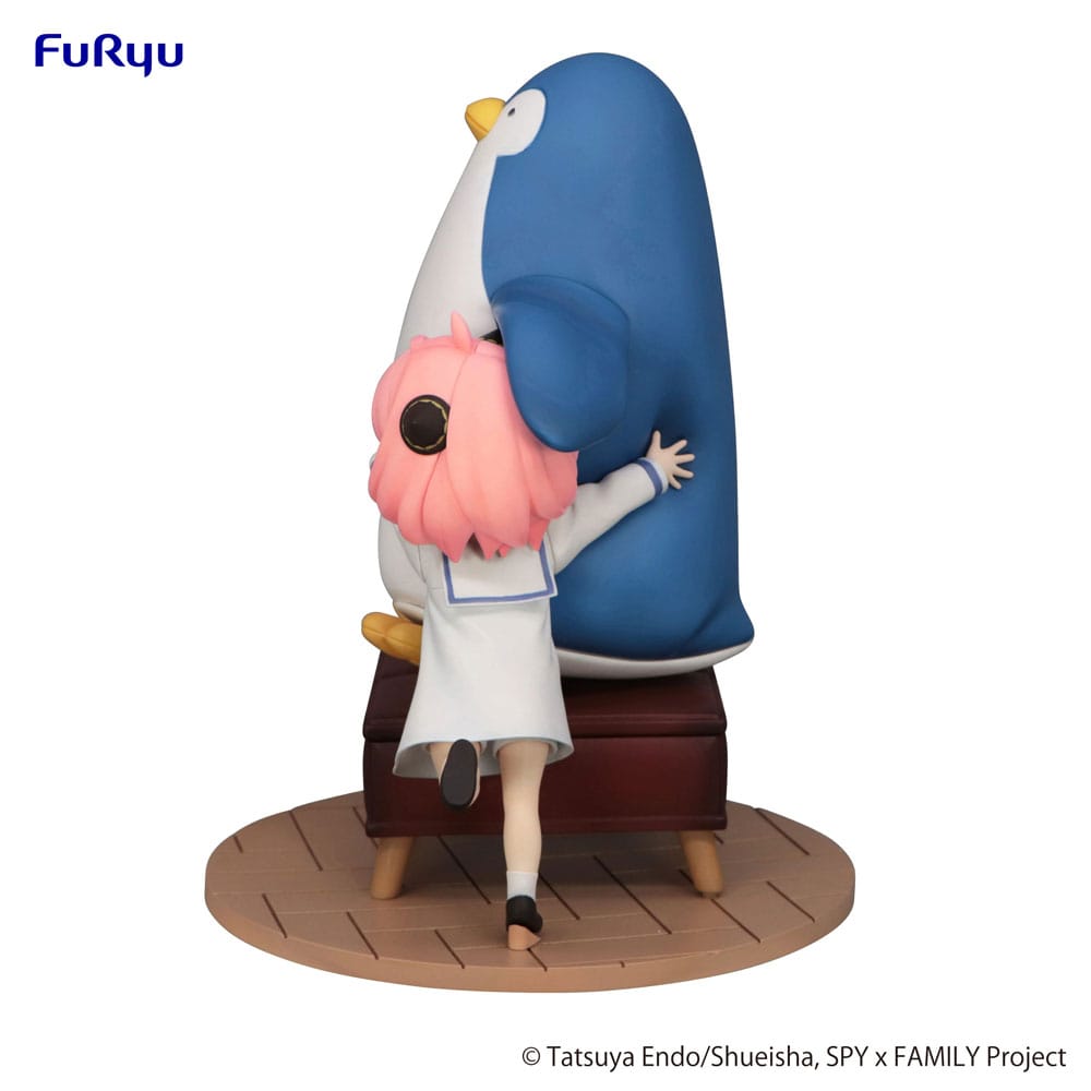 Spy x Family : Statuette PVC Anya Forger avec Pingouin 19 cm