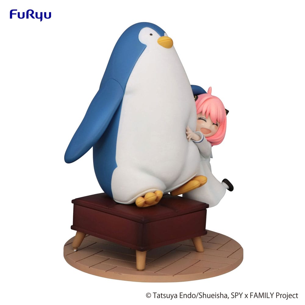 Spy x Family : Statuette PVC Anya Forger avec Pingouin 19 cm