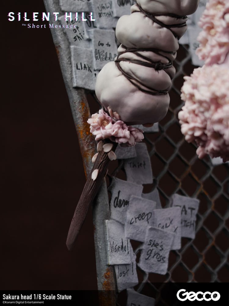 Silent Hill: The Short Message statuette 1/6 Sakura head 41 cm