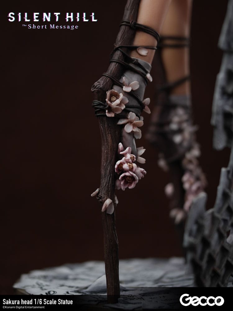 Silent Hill: The Short Message statuette 1/6 Sakura head 41 cm