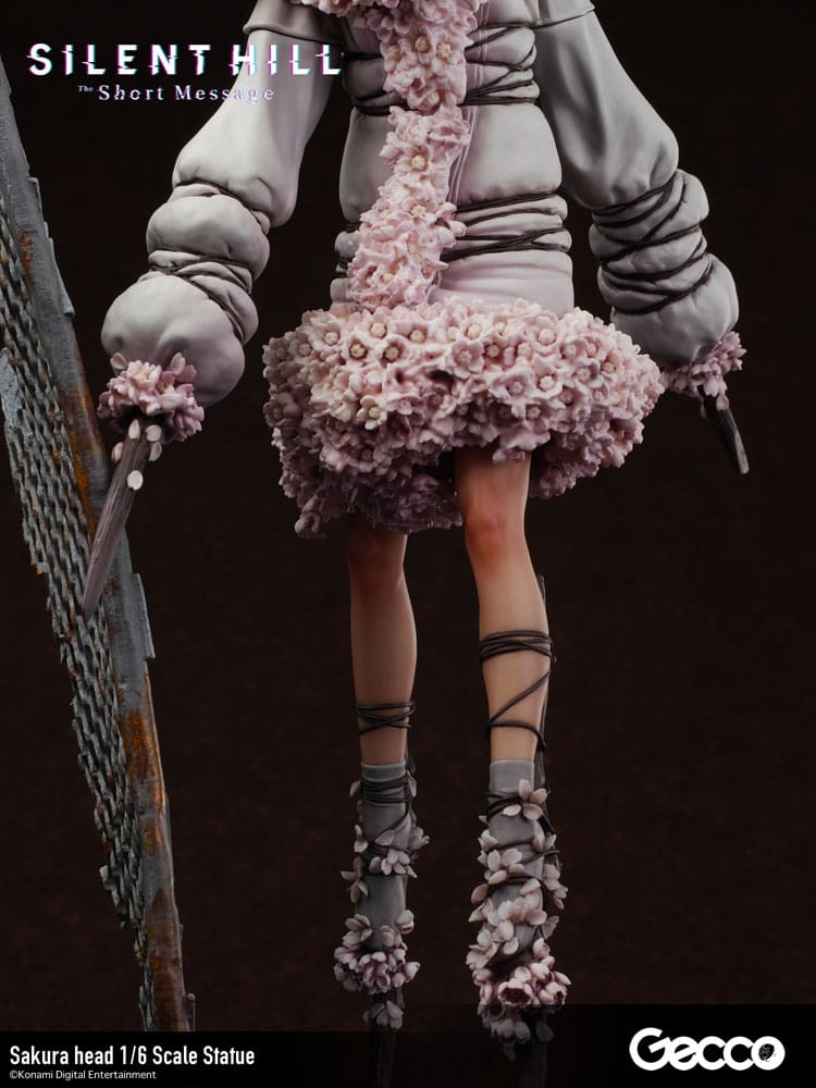Silent Hill: The Short Message statuette 1/6 Sakura head 41 cm