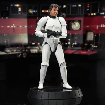 Star Wars Episode IV statuette Milestones 1/6 Han Solo (Stormtrooper Disguise) 40th Anniversary Exclusive 30 cm