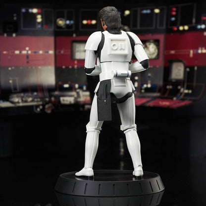 Star Wars Episode IV statuette Milestones 1/6 Han Solo (Stormtrooper Disguise) 40th Anniversary Exclusive 30 cm