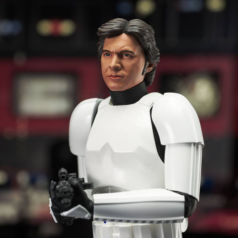 Star Wars Episode IV statuette Milestones 1/6 Han Solo (Stormtrooper Disguise) 40th Anniversary Exclusive 30 cm