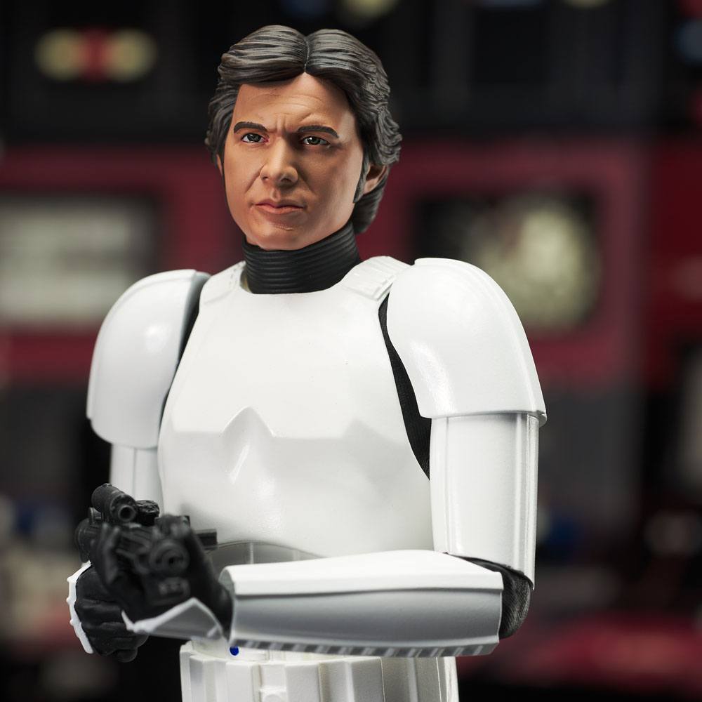 Star Wars Episode IV statuette Milestones 1/6 Han Solo (Stormtrooper Disguise) 40th Anniversary Exclusive 30 cm