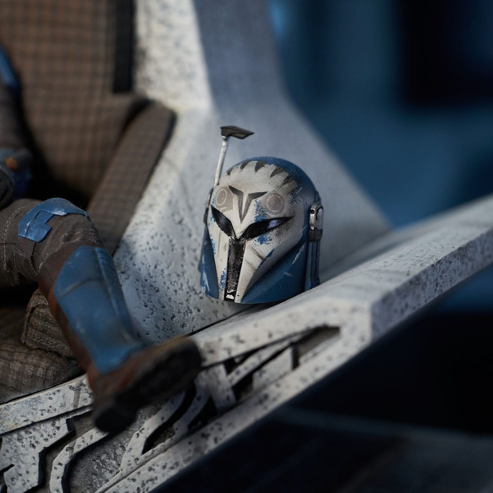 Star Wars: The Mandalorian statuette Premier Collection 1/7 Bo-Katan Kryze on Throne 35 cm