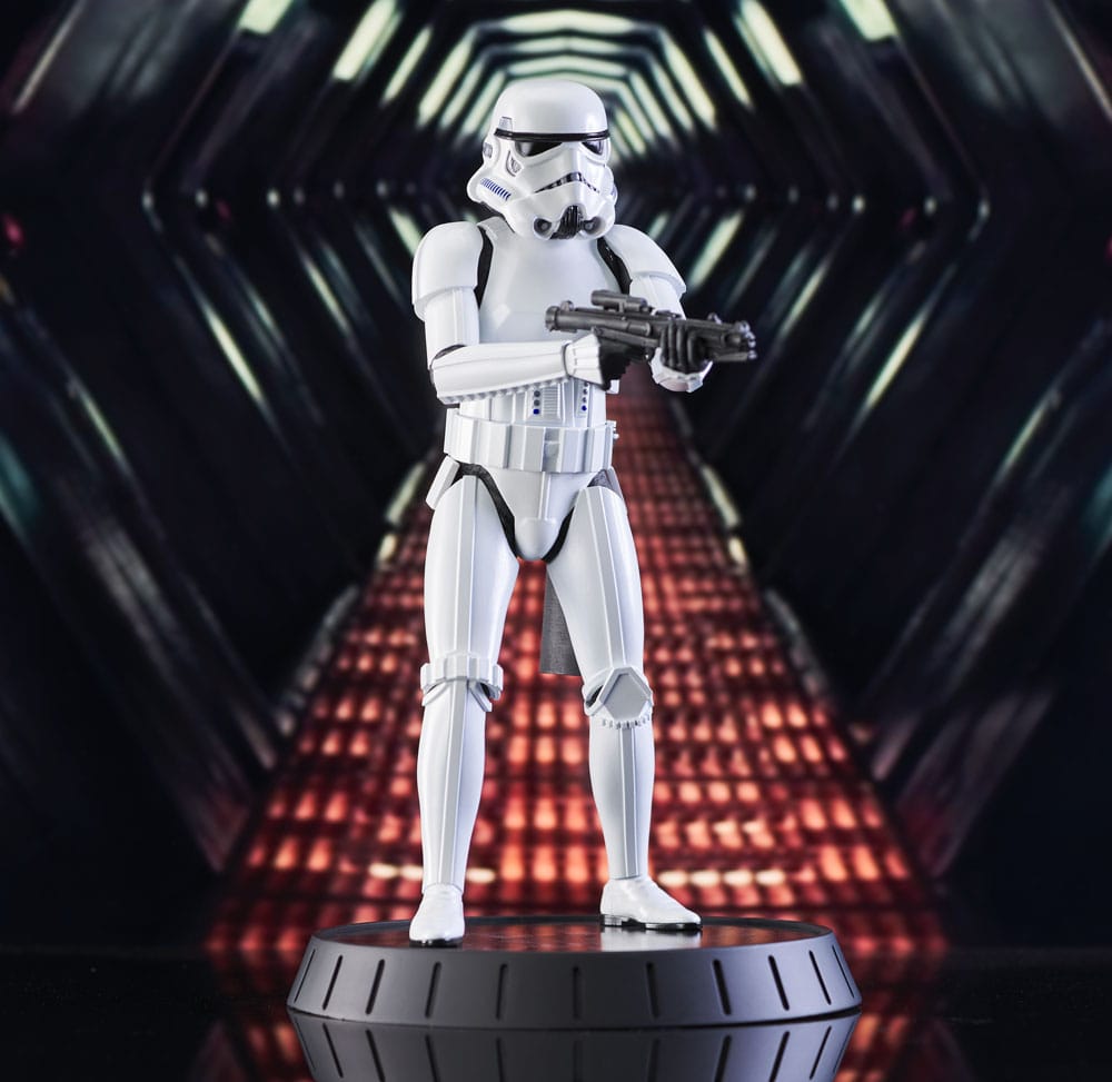 Star Wars Episode IV : Statuette 1/6 Luke Skywalker (Stormtrooper Déguisement)