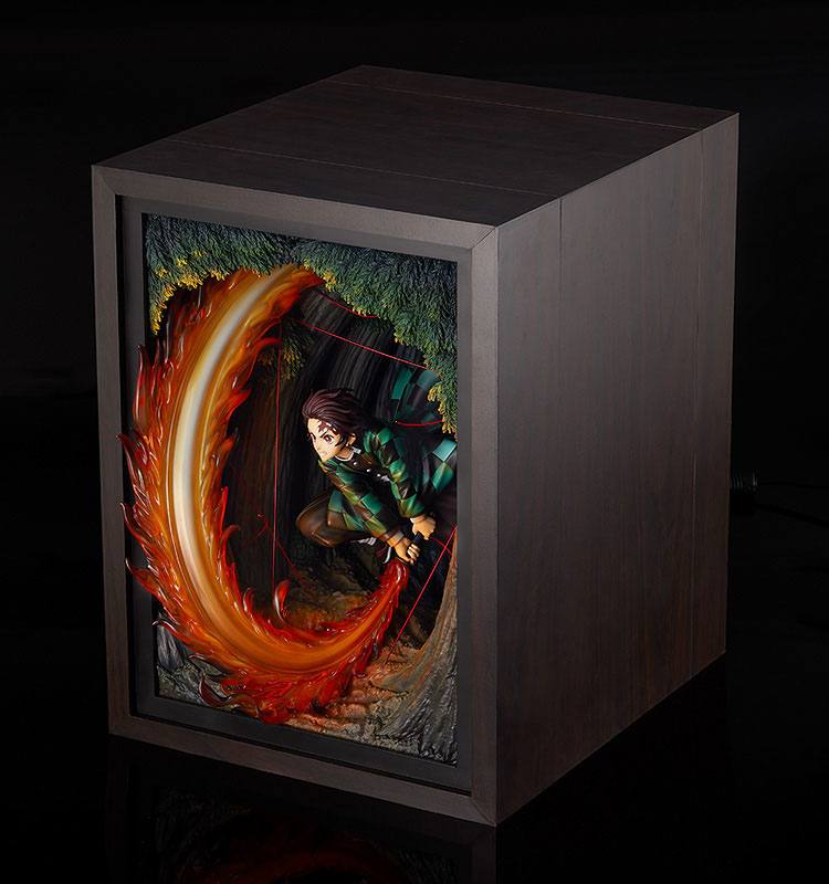 Demon Slayer: Kimetsu no Yaiba : Statuette PVC Tanjiro Kamado: Hinokami Kagura Dance 36 cm