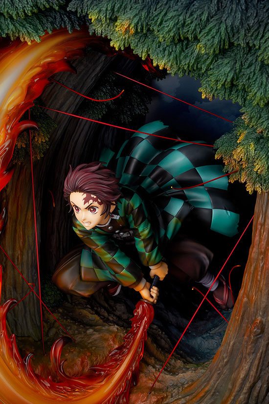Demon Slayer: Kimetsu no Yaiba : Statuette PVC Tanjiro Kamado: Hinokami Kagura Dance 36 cm