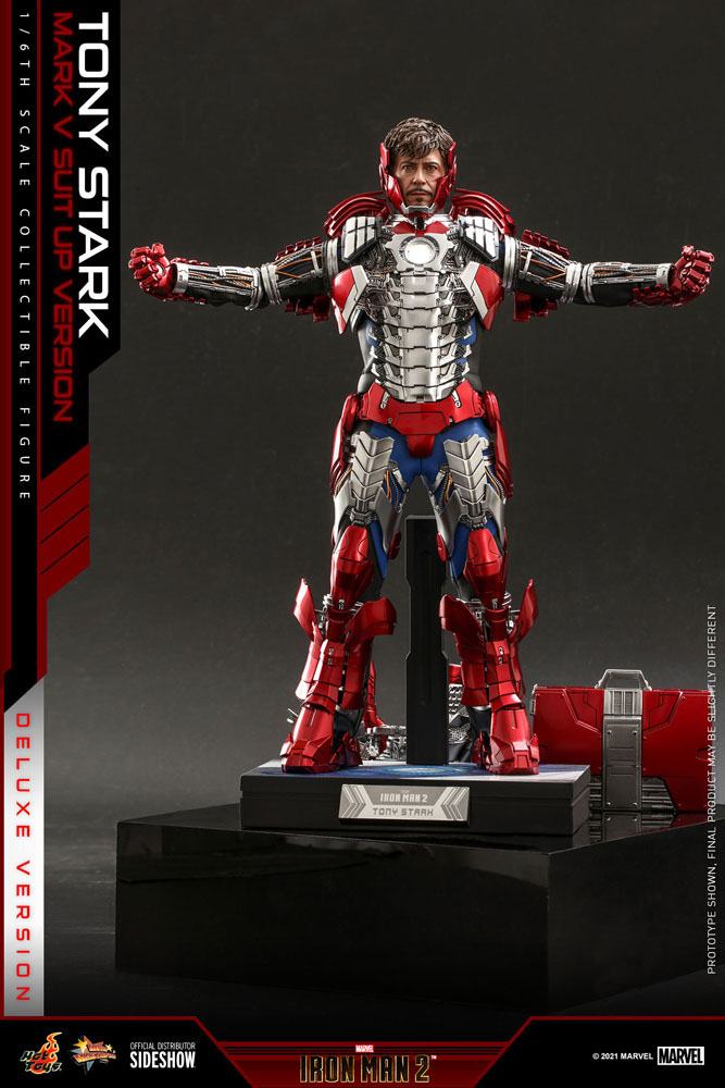 Iron Man 2 figurine Tony Stark (Mark V Suit Up Version)
