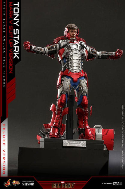 Iron Man 2 figurine Tony Stark (Mark V Suit Up Version)