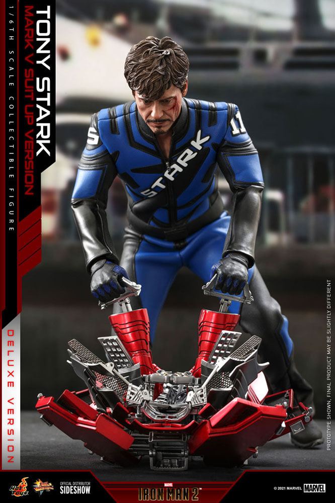 Iron Man 2 figurine Tony Stark (Mark V Suit Up Version)