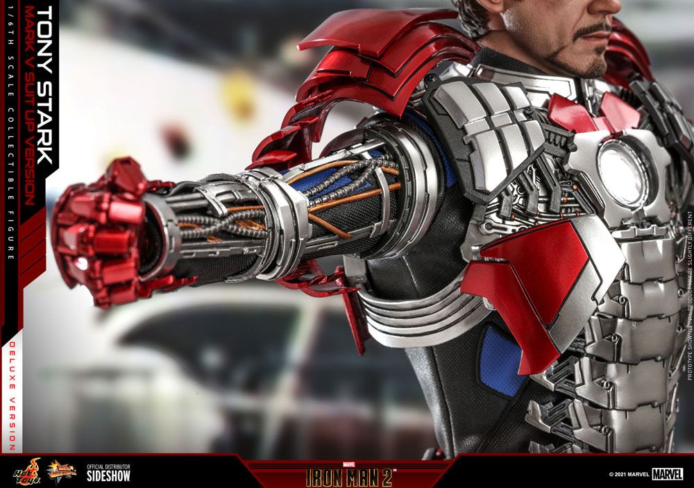 Iron Man 2 figurine Tony Stark (Mark V Suit Up Version)