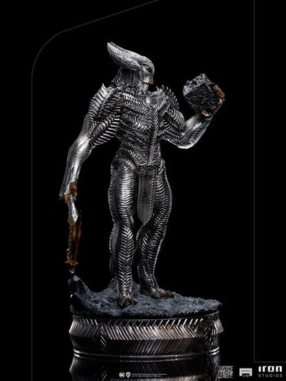 Zack Snyder's Justice League : Statuette 1/10 Art Scale Steppenwolf 29 cm