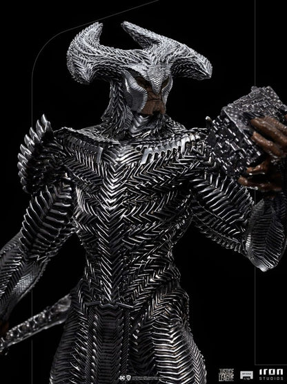 Zack Snyder's Justice League : Statuette 1/10 Art Scale Steppenwolf 29 cm