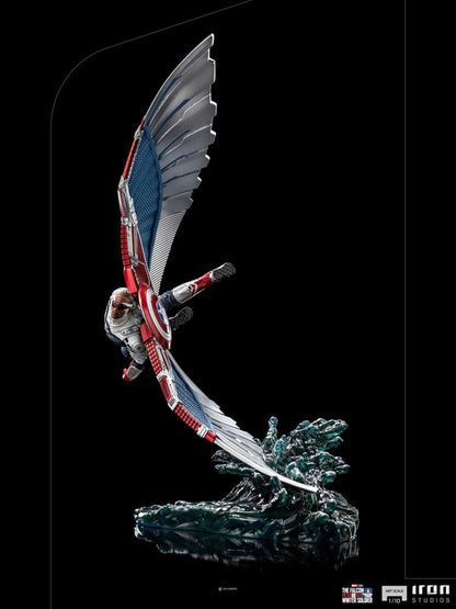 Le faucon et le Soldat de l'hiver : Statuette Captain America Sam Wilson