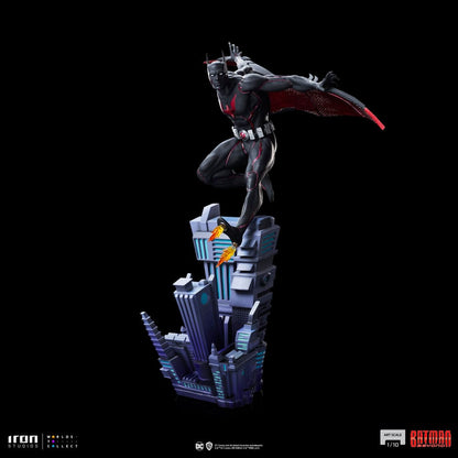 DC Comics : Statuette Art Scale Batman 29 cm
