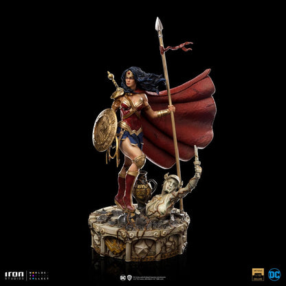 Wonder Woman Unleashed : Statuette 1/10 Wonder Woman 30 cm