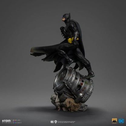 DC Comics statuette 1/10 BDS Art Scale Batman Deluxe (Black Version Exclusive) heo EU Exclusive 30 cm
