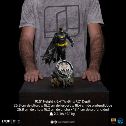 DC Comics statuette 1/10 BDS Art Scale Batman Deluxe (Black Version Exclusive) heo EU Exclusive 30 cm