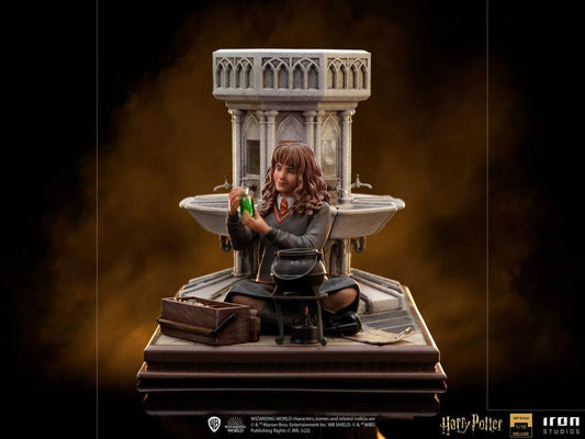 Harry Potter : Statuette Deluxe Art Scale 1/10 Hermione Granger Polyjuice 14 cm