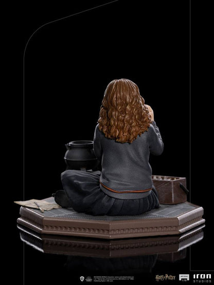 Harry Potter : Statuette Art Scale 1/10 Hermione Granger Polyjuice 9 cm