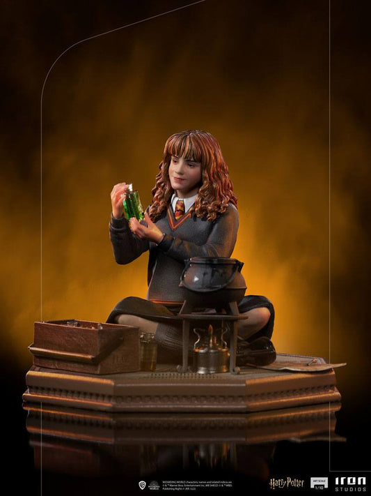 Harry Potter : Statuette Art Scale 1/10 Hermione Granger Polyjuice 9 cm