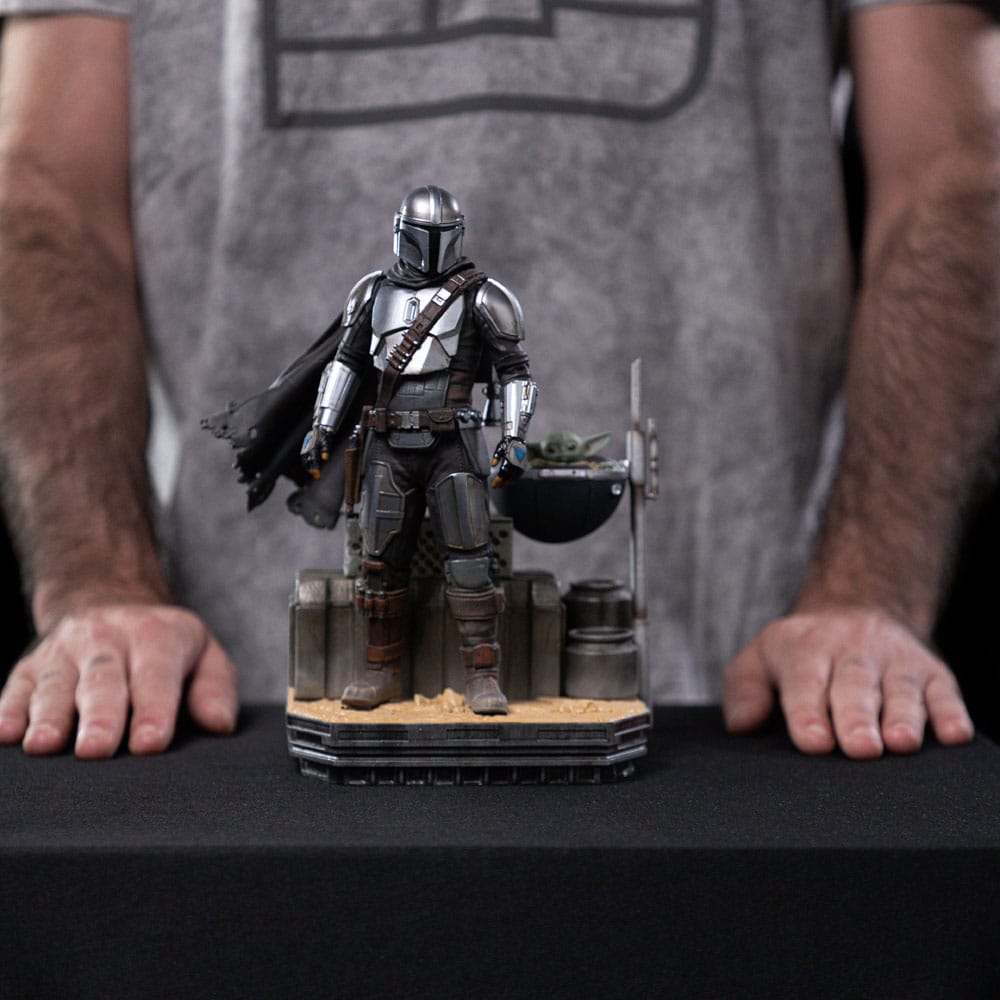 Star Wars The Mandalorian statuette 1/10 Art Scale Din Djarin and Din Grogu 21 cm