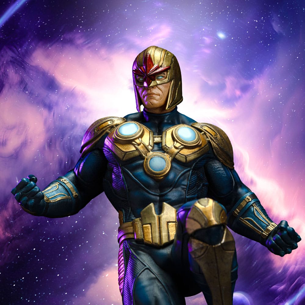 DC Comics statuette Art Scale Deluxe 1/10 Nova 41 cm