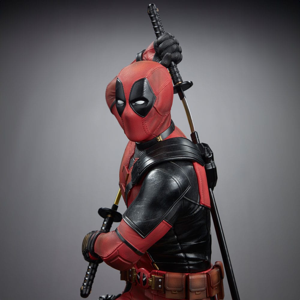 Deadpool 3 statuette Legacy Replica 1/4