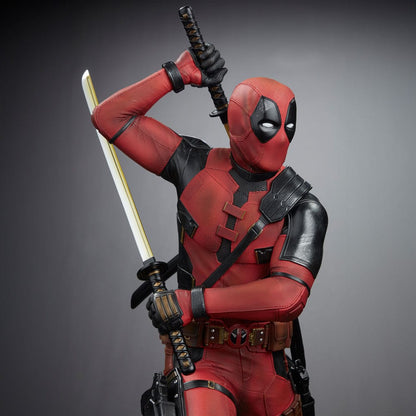 Deadpool 3 statuette Legacy Replica 1/4