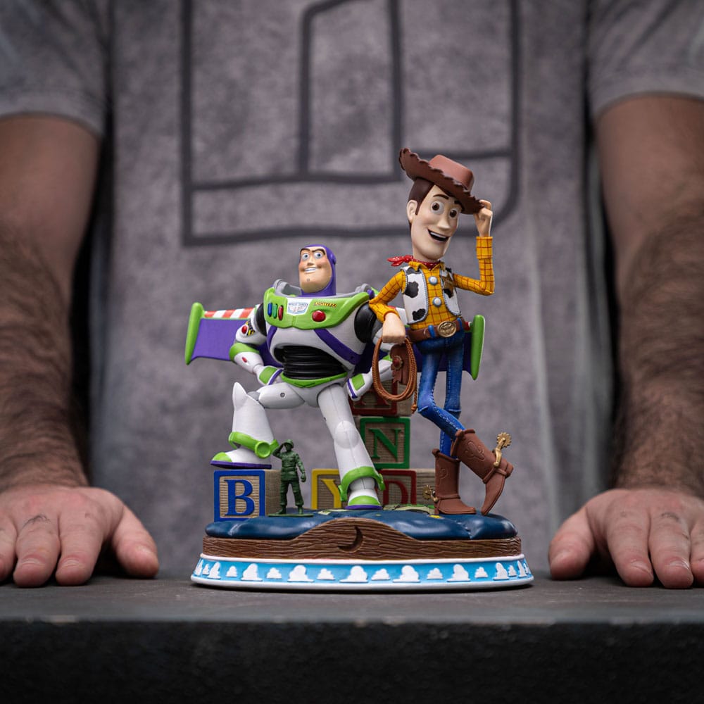Toy Story statuette 1/10 Deluxe Art Scale Buzz Woody 38 cm