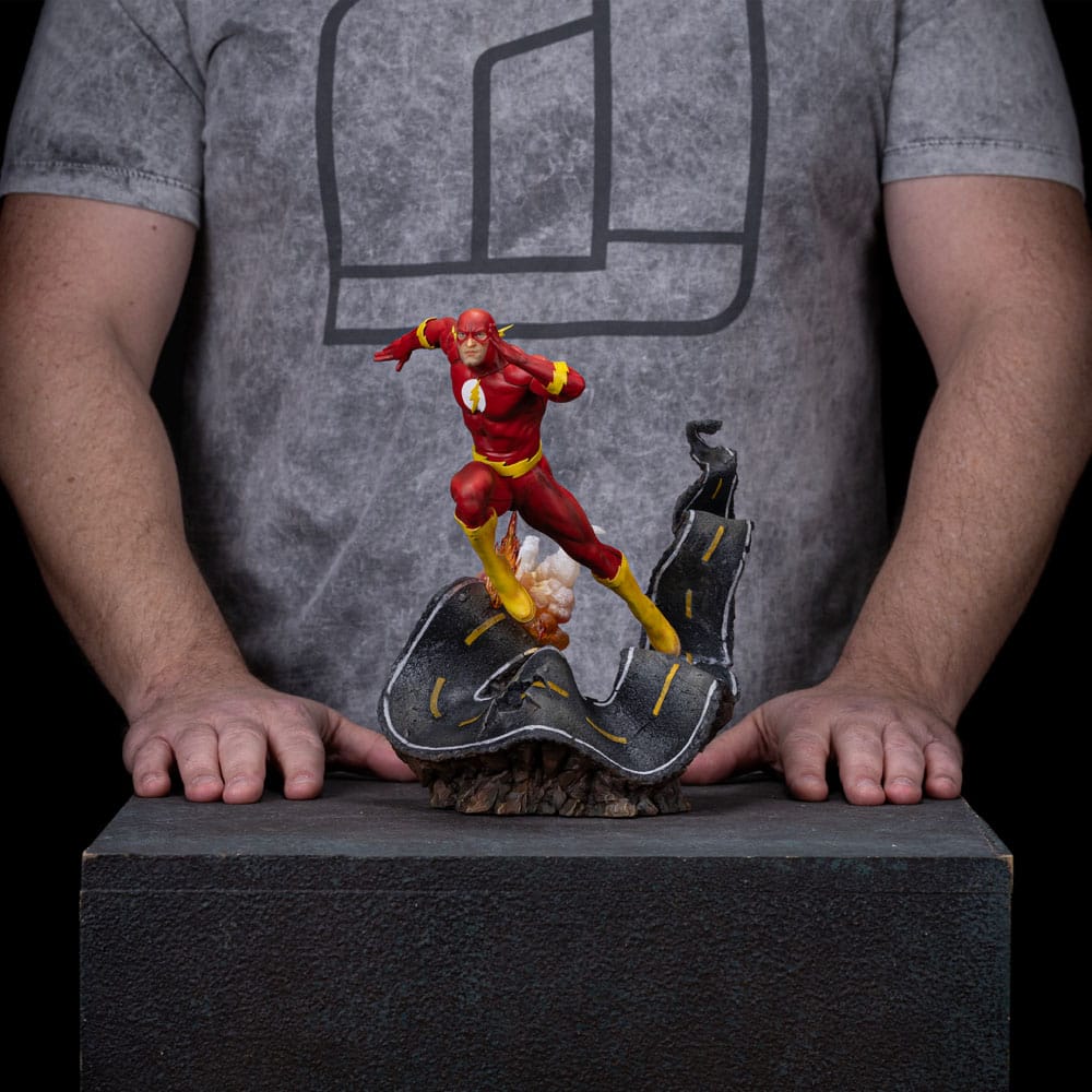 Statuette DC Comics 1/10 Art Scale Flash 25 cm