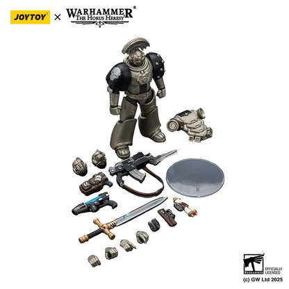 Warhammer The Horus Heresy figurine 1/18 lron Warriors MKVI Tactical Sergeant with Power Sword and Plasma Pistol 12 cm