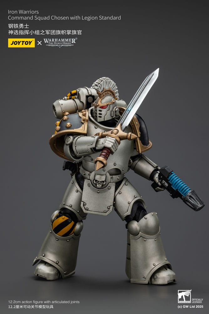 Figurine Warhammer The Horus Heresy 1/18 lron Warriors Command Squad Chosen avec Legion Standard 12 cm