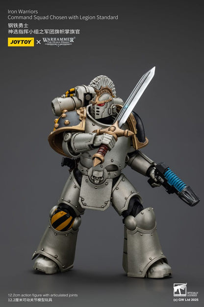 Figurine Warhammer The Horus Heresy 1/18 lron Warriors Command Squad Chosen avec Legion Standard 12 cm