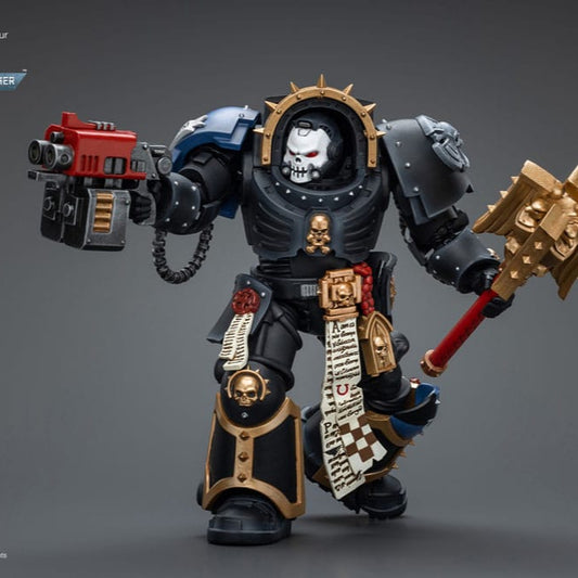 Warhammer 40k figurine 1/18 Ultramarines Chaplain in Terminator Armour 12 cm