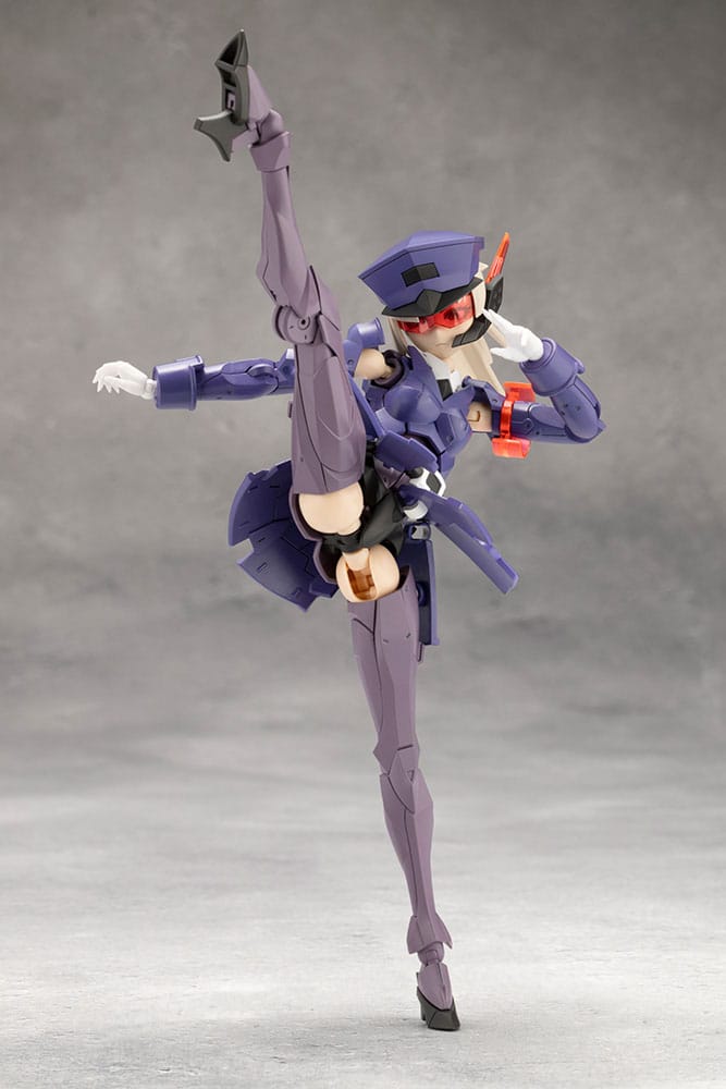 Figurine Megalomaria Unlimited Universe en plastique modèle Valiant 16 cm