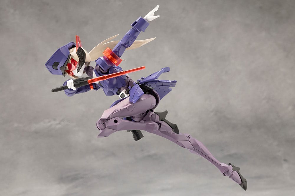 Figurine Megalomaria Unlimited Universe en plastique modèle Valiant 16 cm
