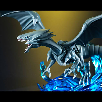 Yu-Gi-Oh! Duel Monsters : Statuette Dragon Blanc aux Yeux Bleus 12 cm