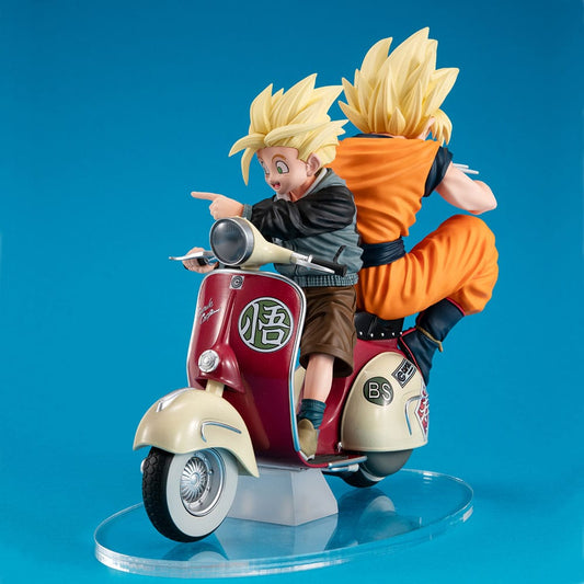Dragonball Z 05 Desktop Real McCoy diorama PVC Super Saiyan Son Goku Super Saiyan Son Gohan &amp; Motorbike 16 cm