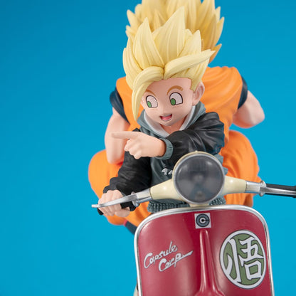 Dragonball Z 05 Desktop Real McCoy diorama PVC Super Saiyan Son Goku Super Saiyan Son Gohan &amp; Motorbike 16 cm
