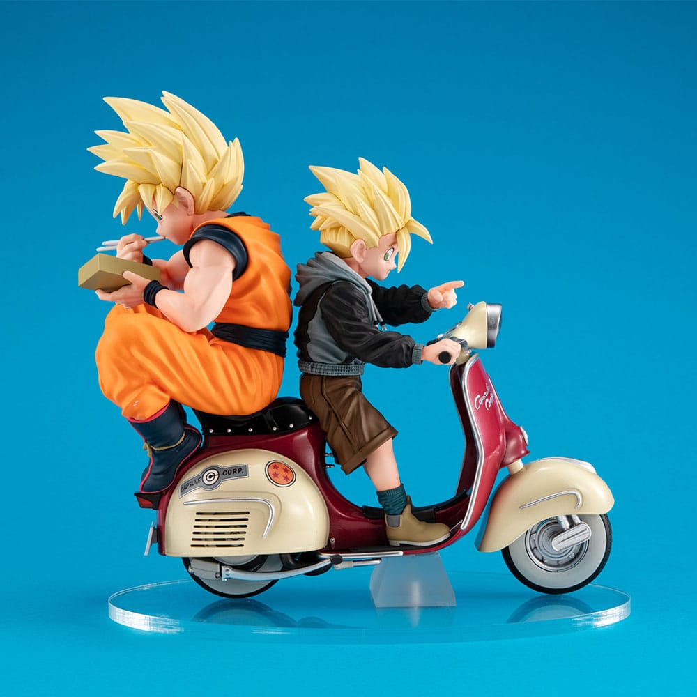 Dragonball Z 05 Desktop Real McCoy diorama PVC Super Saiyan Son Goku Super Saiyan Son Gohan &amp; Motorbike 16 cm