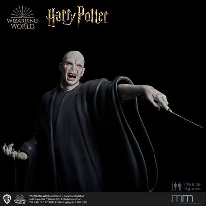 Harry Potter et les Reliques de la Mort statuette Voldemort 211 cm taille réelle