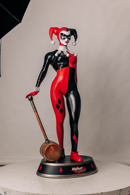 DC Comics Life-Size statue 1/1 Harley Quinn 196 cm